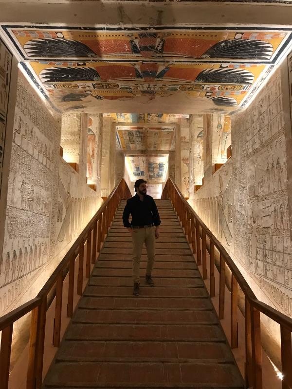 مغامر مصري يطلق مبادرة إظهار معالم وجمال مصر لتنشيط السياحة
