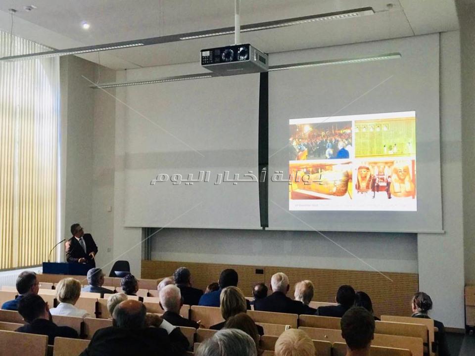 محاضرة عن الاكتشافات الأثرية الجديدة والمتحف المصري الكبير بجامعة هومبولدت الالمانية