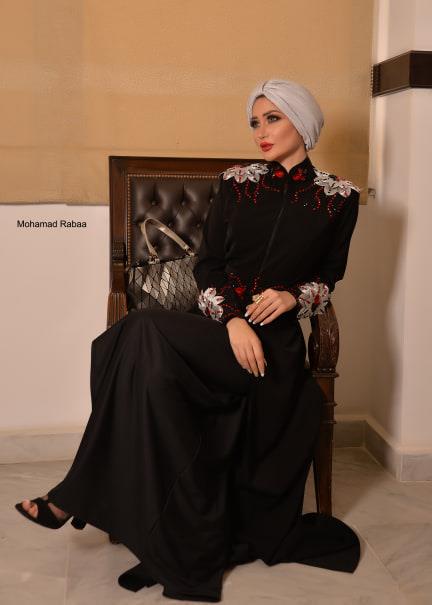 فساتين زفاف وسهرة من ساحل سوريا