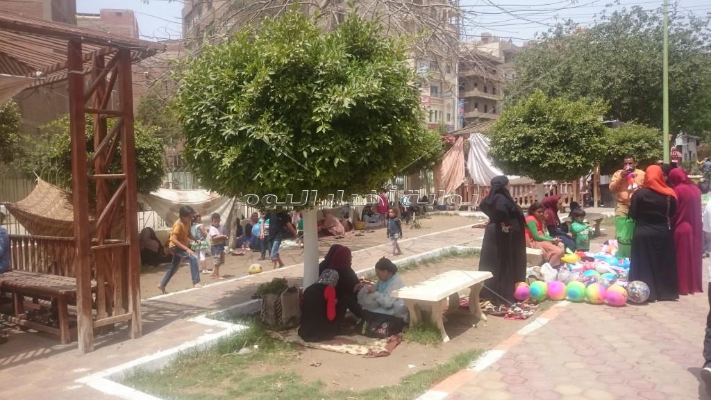 الغرباوية يستكملون فرحتهم باستقبال عيد الفطر لليوم الثانى