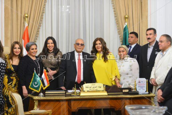 أبرزهم «السقا وعبد الغفور وصابرين».. «الوفد» يُكرم نجوم دراما رمضان