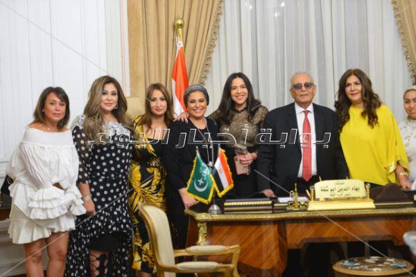 أبرزهم «السقا وعبد الغفور وصابرين».. «الوفد» يُكرم نجوم دراما رمضان