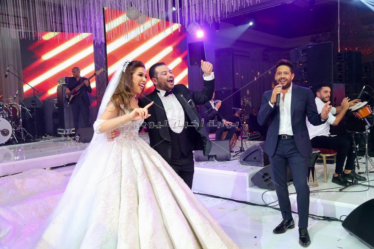 حماقي يتألق في زفاف «الأمين ونسمة»