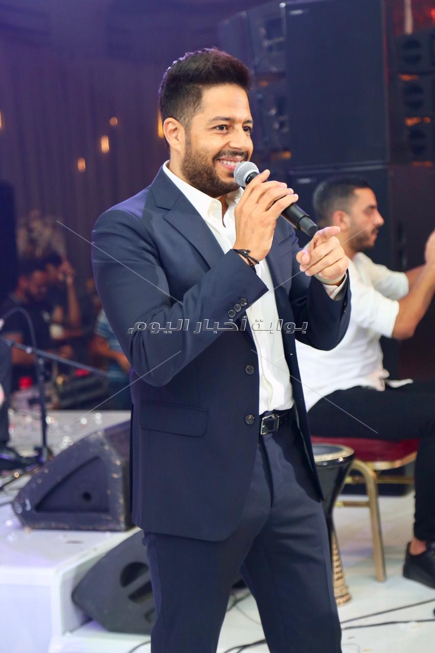 حماقي يتألق في زفاف «الأمين ونسمة»