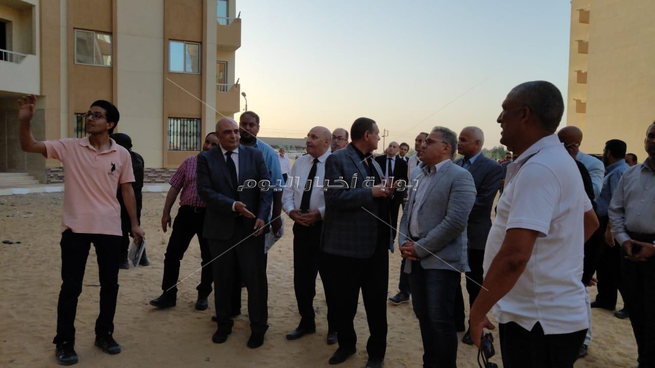  لجنة الإدارة المحلية بالبرلمان تتفقد مجمع فرهاش التعاونى السكنى  الحرفى بحوش عيسى