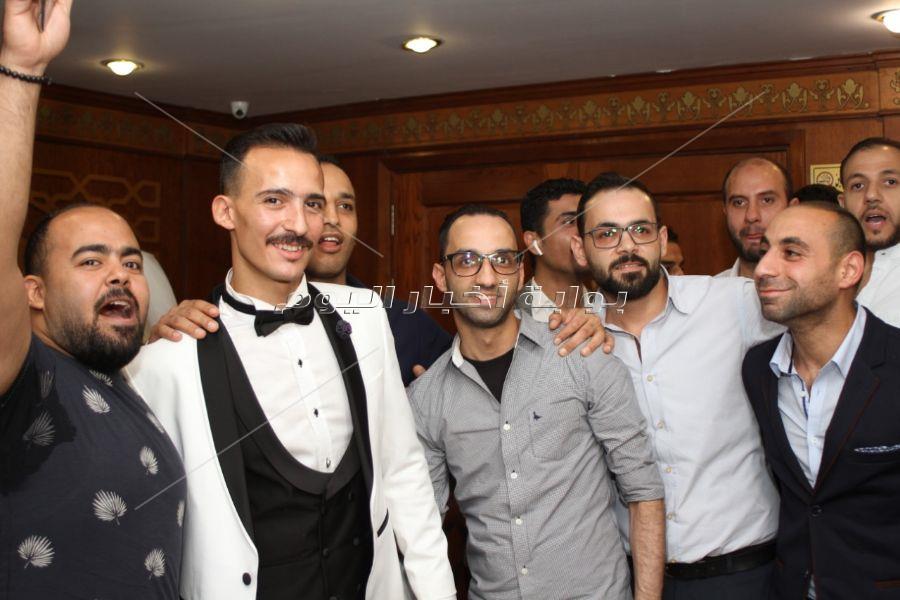 الفنان عمرو عبد العزيز يحتفل بعقد قران شقيقتة بحضور الفنانين
