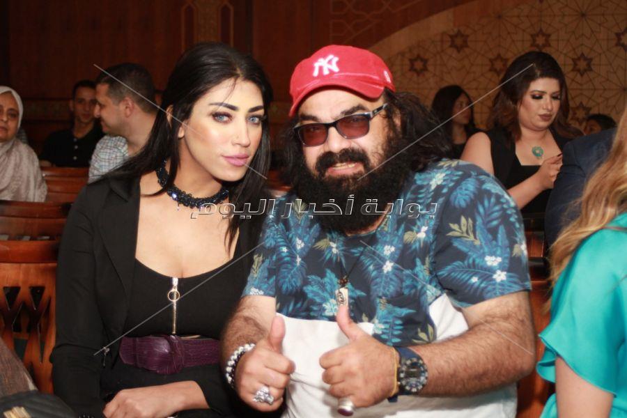 الفنان عمرو عبد العزيز يحتفل بعقد قران شقيقتة بحضور الفنانين