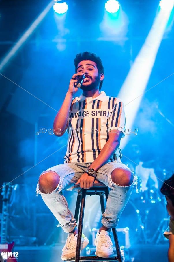 أحمد كامل يحيي حفلا ناجحا بالساقية