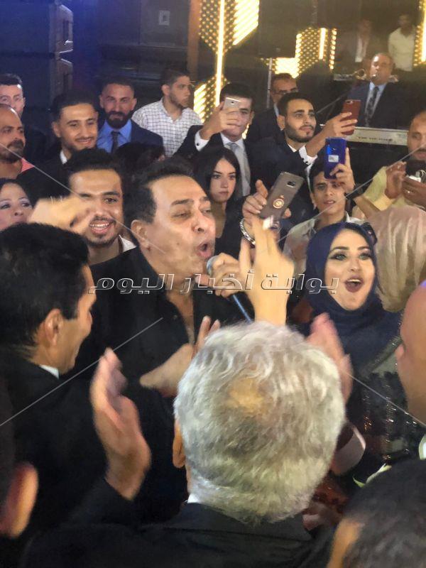 حكيم وشيبة والليثي وصافينار يُشعلون زفاف «جهاد ويسرا»