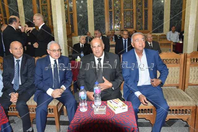 كبار رجال الدولة يشاركون عزاء المستشار محمد مختار عبد اللطيف زعزوع 