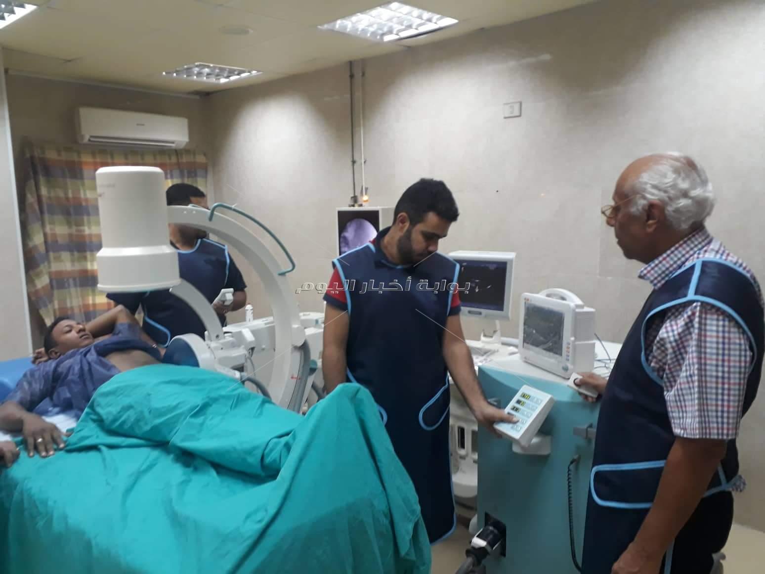 شفاء 26 مريضا بعد تفتيت وإزالة حصوات الكلي لديهم بمستشفي طور سيناء العام