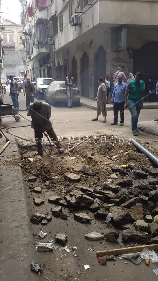 هبوط أرضي يتسبب في ميل عقار من 8 طوابق بالإسكندرية