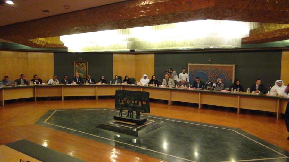 ملتقى نادي دبي للصحافة بنقابة الصحفيين