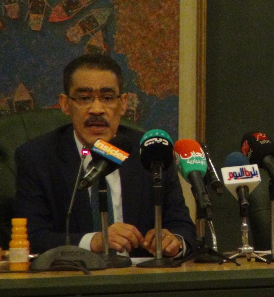ملتقى نادي دبي للصحافة بنقابة الصحفيين