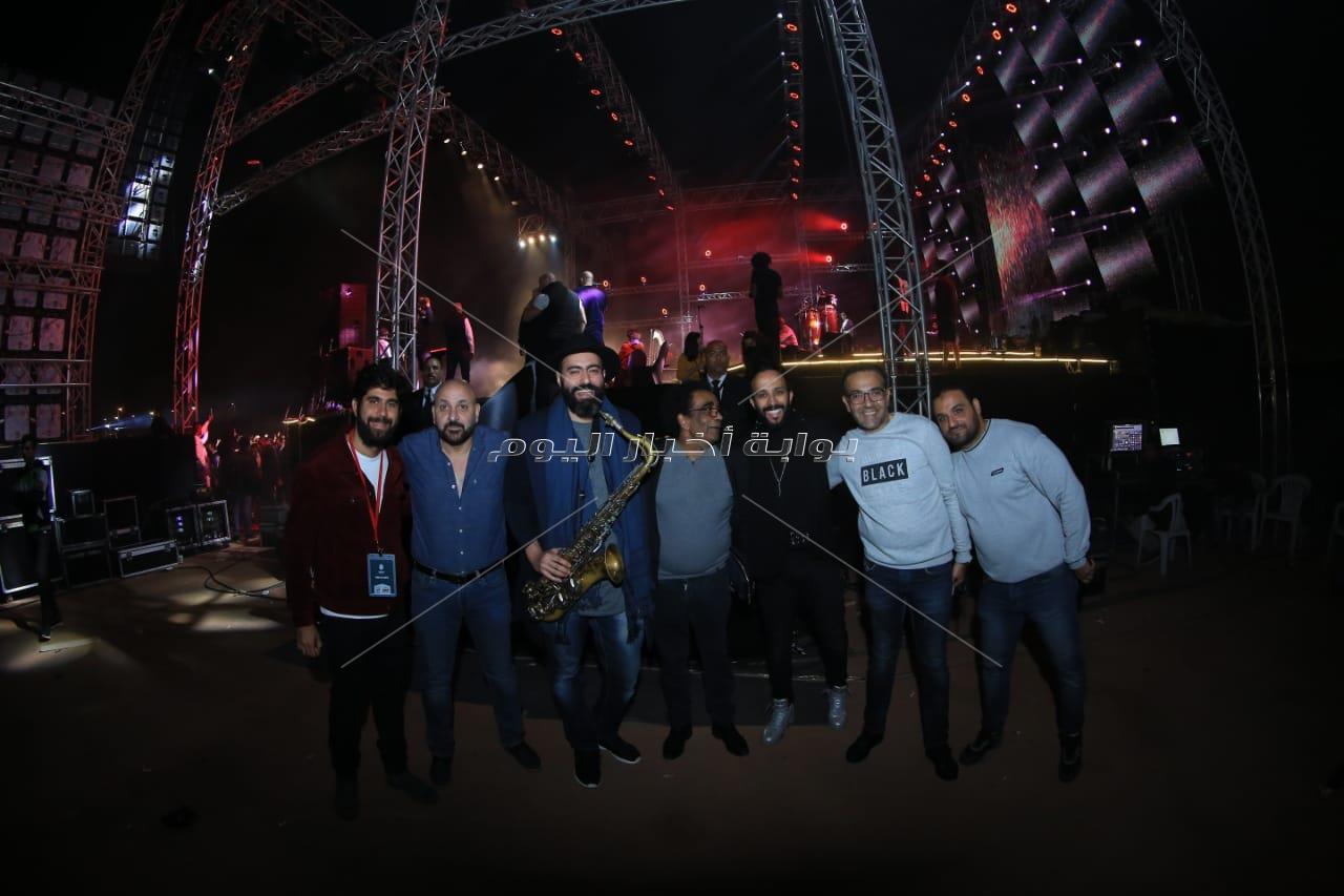  محمد منير يتألق بحفل نادي هليوبوليس