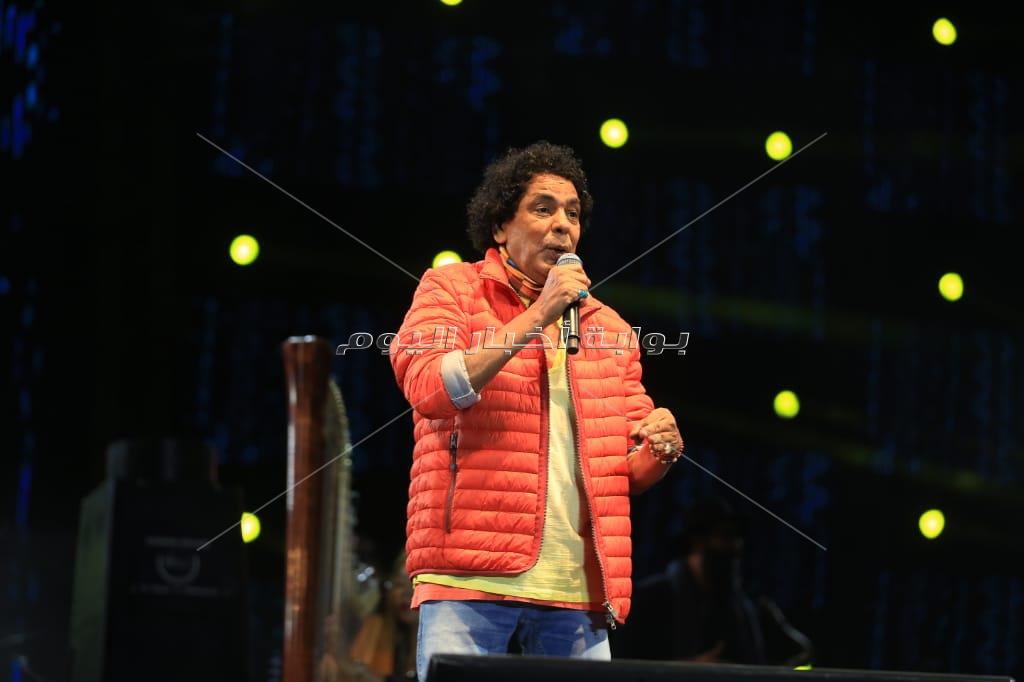  محمد منير يتألق بحفل نادي هليوبوليس