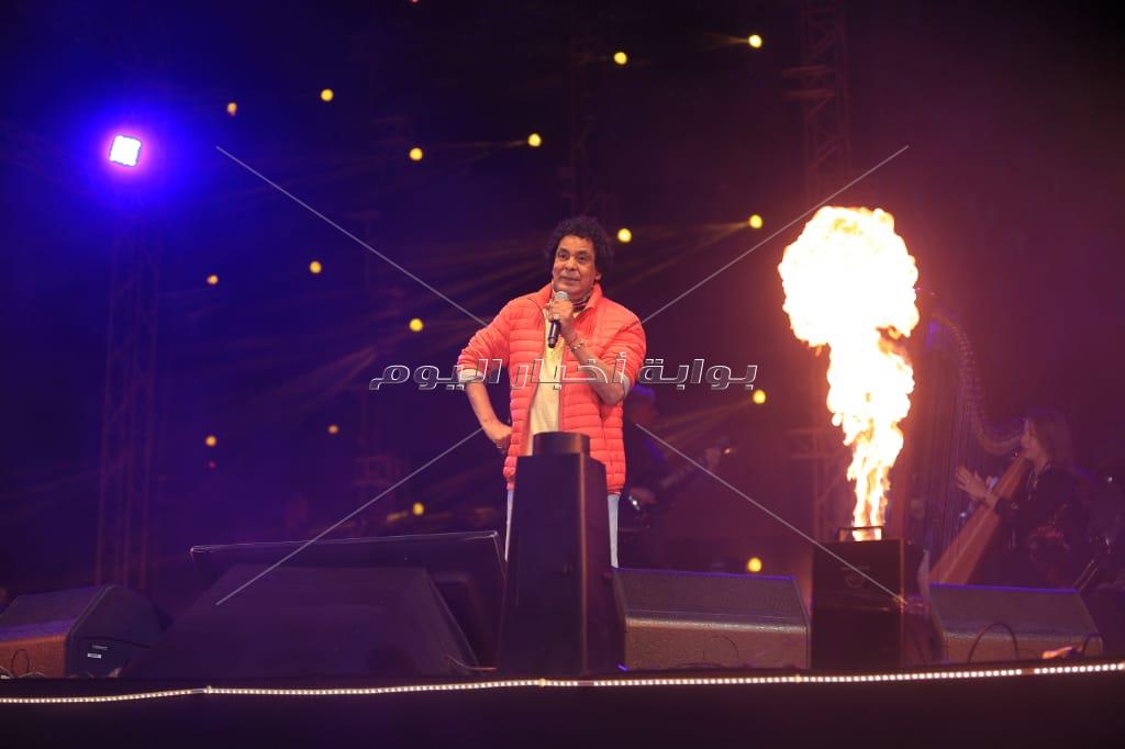  محمد منير يتألق بحفل نادي هليوبوليس