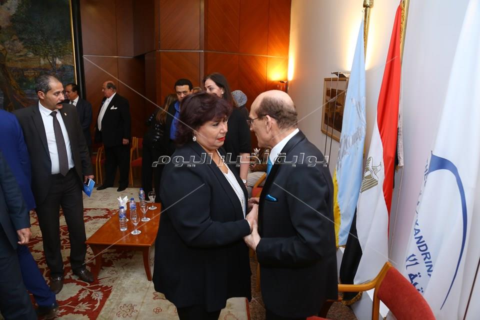 أجواء كرنفالية ولمسة وفاء في افتتاح مهرجان الإسكندرية للمسرح العربي