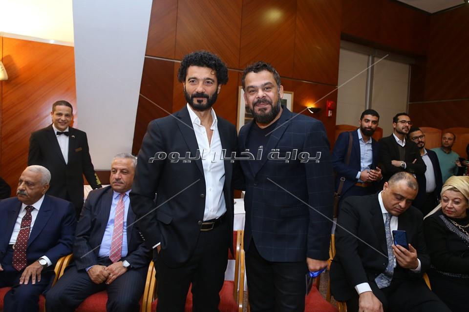 أجواء كرنفالية ولمسة وفاء في افتتاح مهرجان الإسكندرية للمسرح العربي