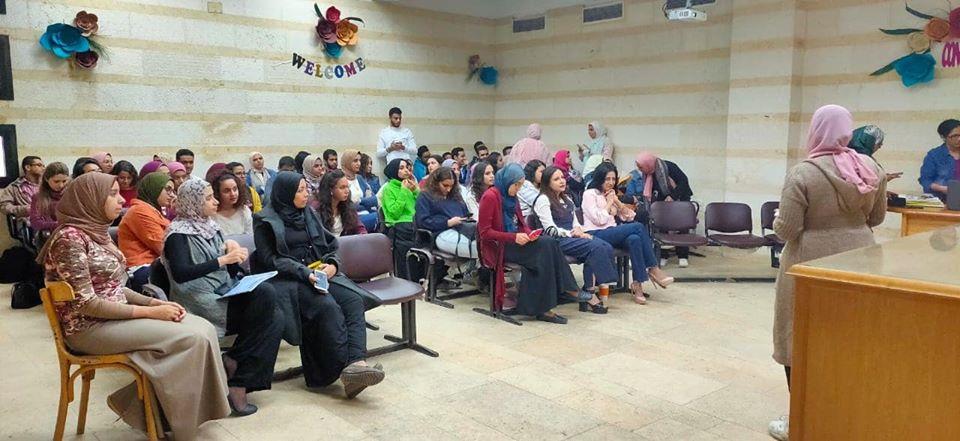 “يوم الكيمياء الحيوية للمواهب العلمية" بصيدلة عين شمس