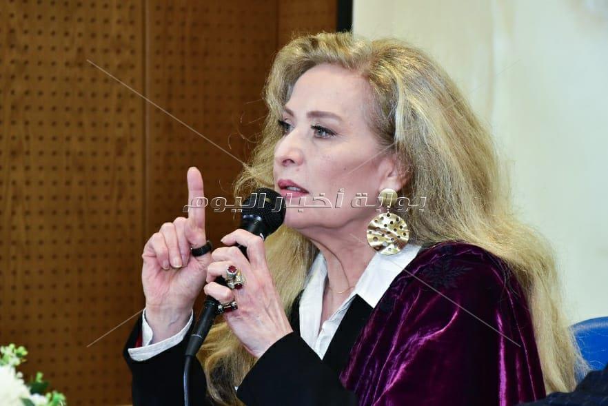  تكريم رغدة عن مشوارها الفني بقصر السينما
