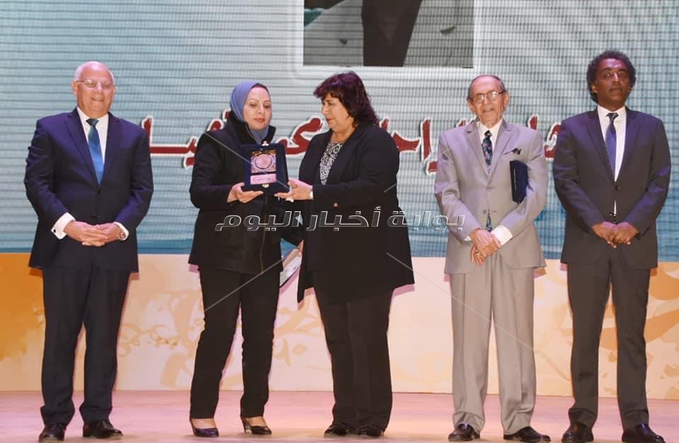وزير الثقافة مع 350 من ادباء مصر فى بورسعيد