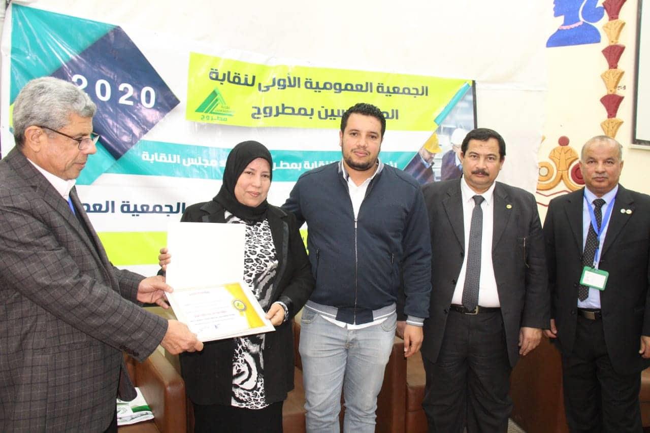 تكريم أبناء المهندسين المتفوقين والمهندسين المتميزين