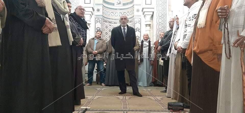 الرفاعية يحتشدون للاحتفال بمولد "علي زين العابدين