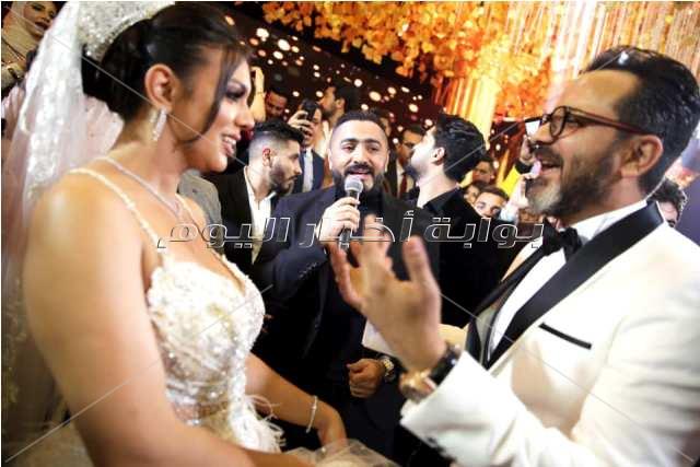 تامر حسني وحماقي والعسيلي والليثي يحتفلون بزفاف يورا محمد