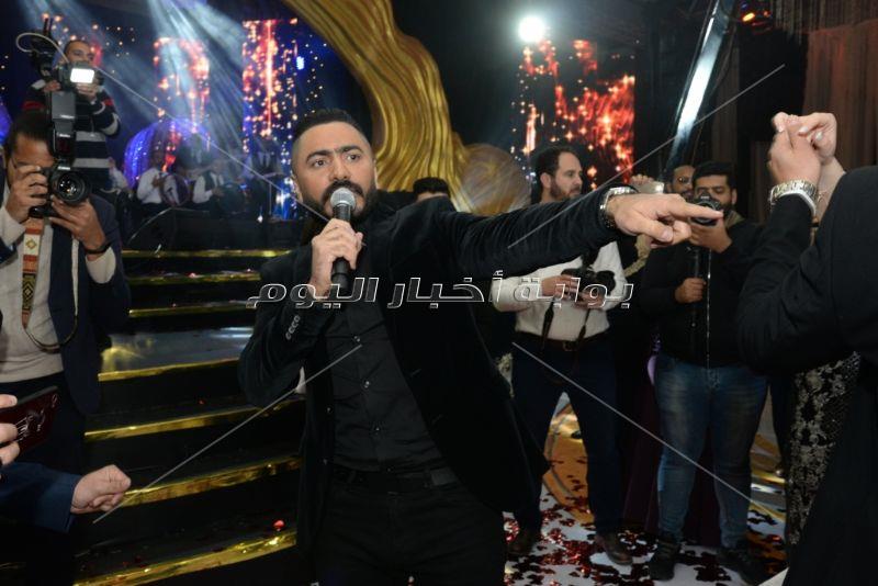 تامر حسني والليثي يُشعلان زفاف «أحمد وهنا»
