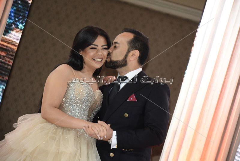 حكيم والليثي نجما زفاف «يوستينا وروماني» بحضور النجوم