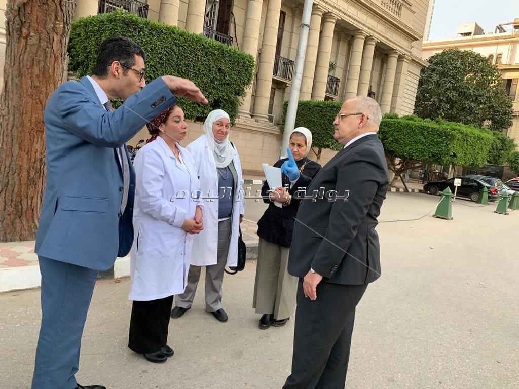 الخشت يتفقد عددا من المستشفيات