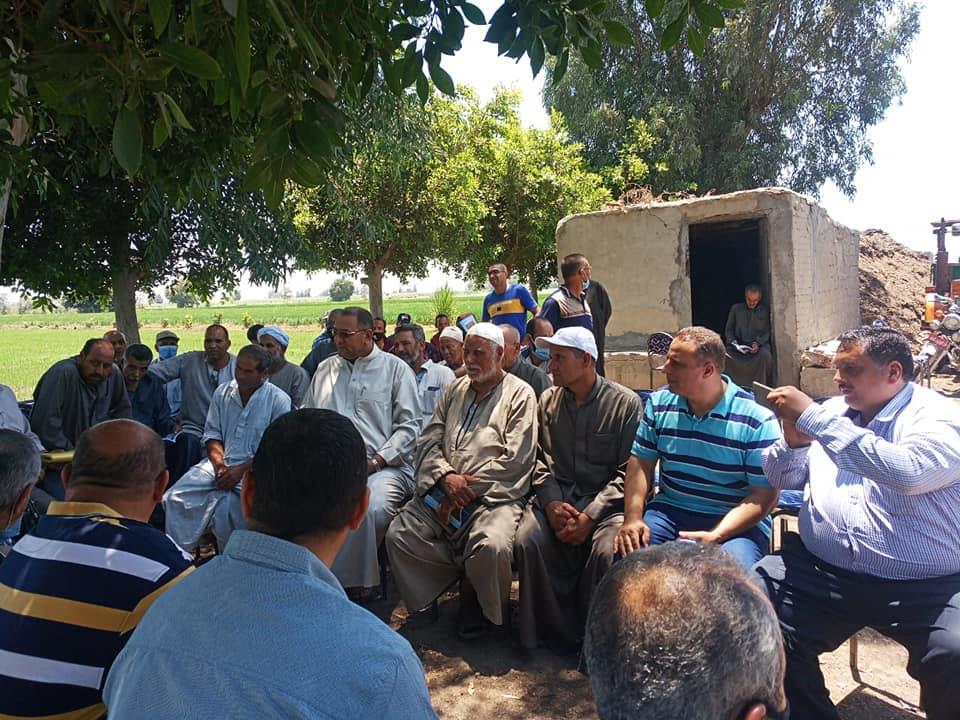  مدارس حقلية ارشادية للأرز