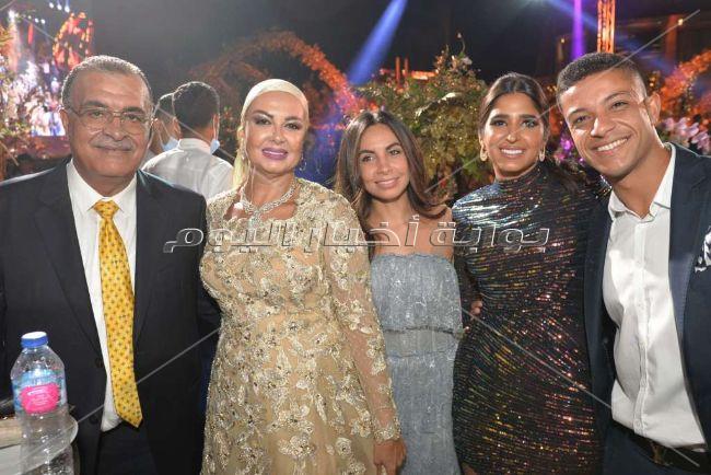 الهضبة ودينا الشربيني وراغب ومحمد رمضان في زفاف «باسل سماقية»