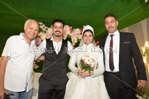 أبو الليف ووفاء سالم ورامي وحيد يحتفلون بزفاف «محمود وأميرة»