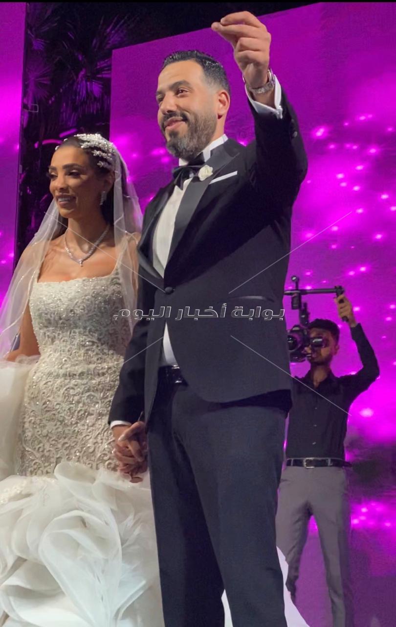 نجوم الفن والرياضة يجتمعون في حفل زفاف شريف منير حسن
