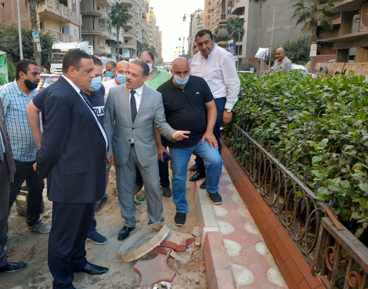 محافظ البحيرة يتفقد أعمال تطوير وتجميل شارع عبد السلام الشاذلي بدمنهور 