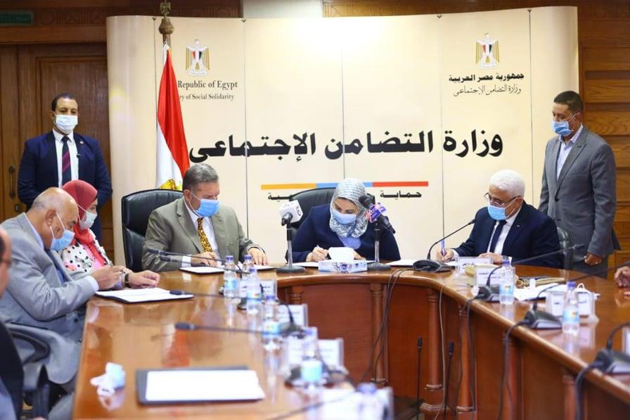 تسوية 5.3 مليار جنيه مديونية مستحقة لهيئة التأمين الاجتماعي لـ 3 شركات قابضة 