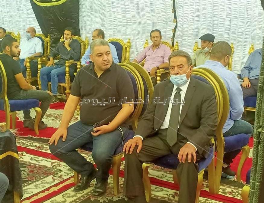 بدء عزاء الراحل محمود ياسين بحضور عدد كبير من نجوم الفن 