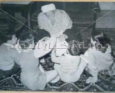 أول صور لمُعلم عميد الأدب العربي «طه حسين»