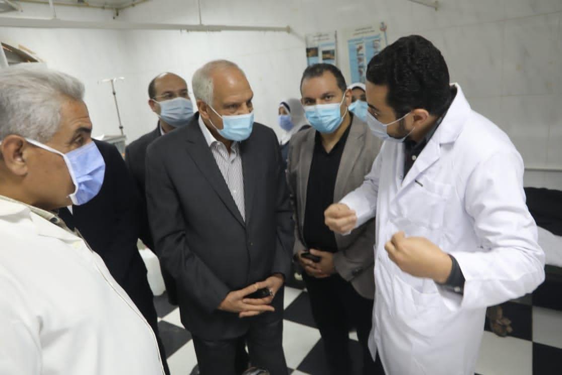 محافظ الجيزة يتفقد مستشفى أوسيم