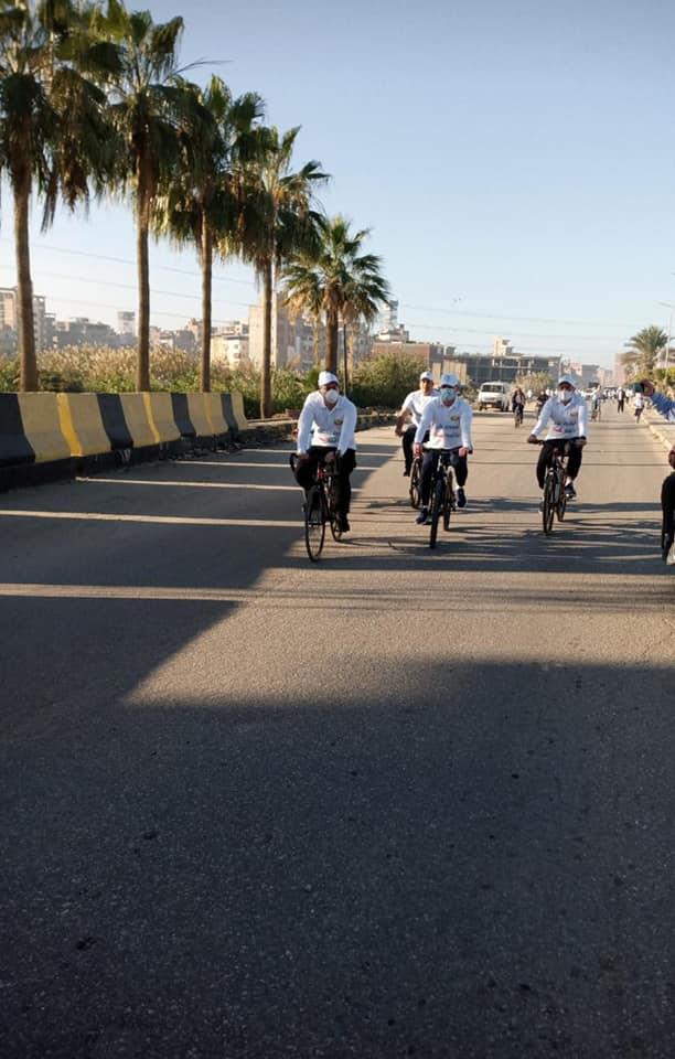 محافظ دمياط  : تشيد بجهود الدولة في مكافحة الفساد بشتى أشكاله ونشر قيم النزاهة والشفافية