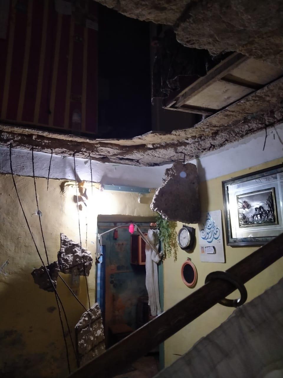 سكان عقار الدخيلة لمحافظ الإسكندرية: "أصبحنا في الشارع بلا مأوى" 