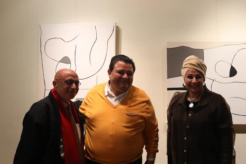 خالد جلال يفتتح معرض "الا?حجية" للفنانة غادة امبارك بالهناجر