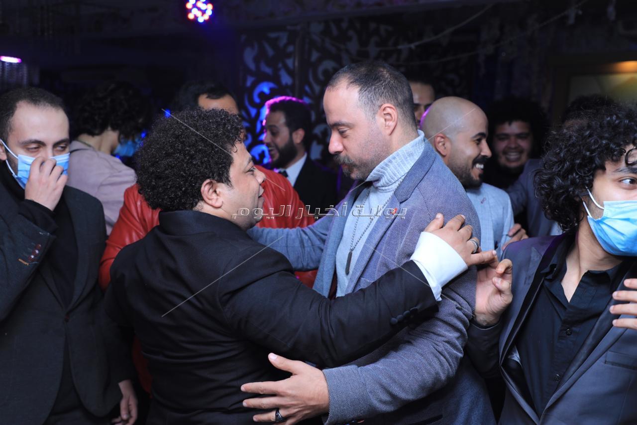 بطاوي يحتفل بزفافه بحضور عبدالباقي وأشرف زكي ونجوم «اللوكاندة?»