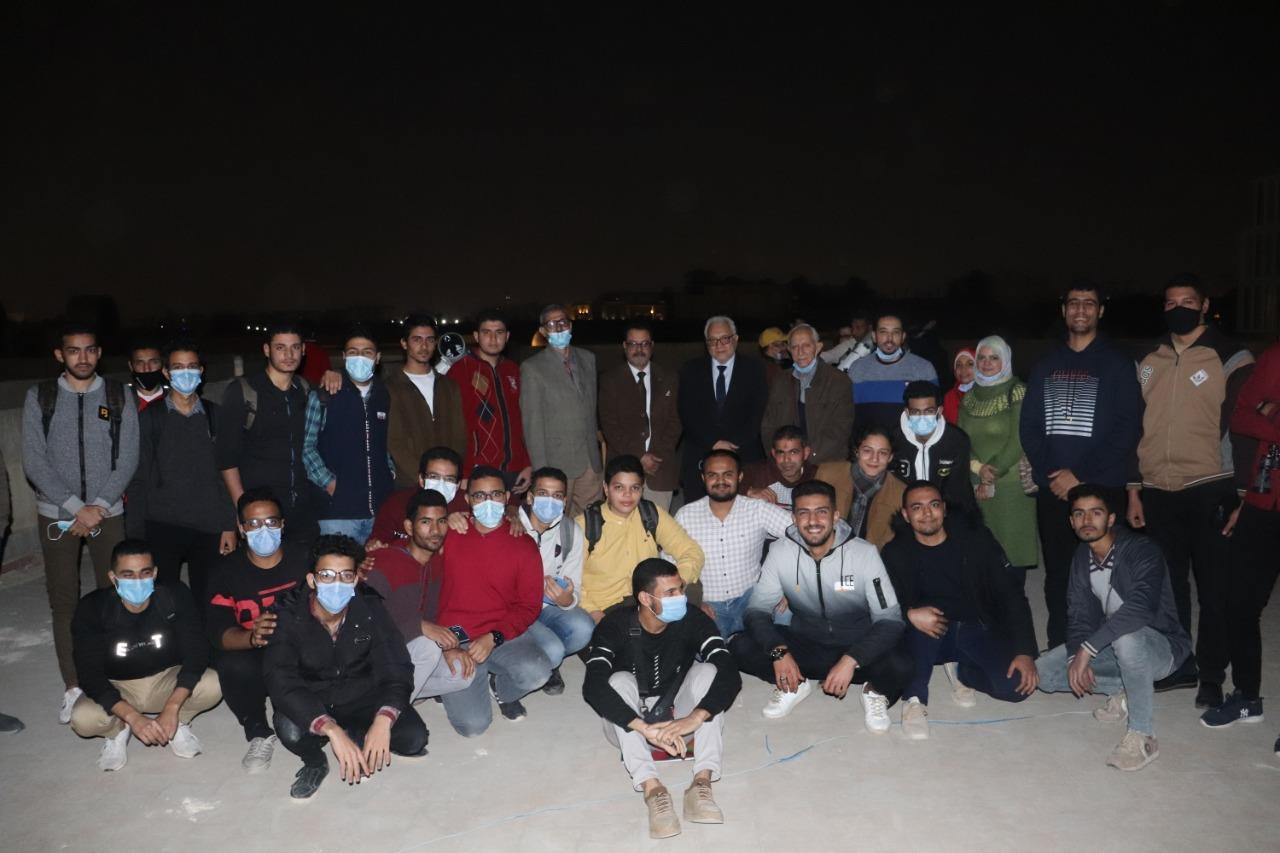 طلاب جامعة الأزهر يرصدون الاقتران الأعظم بين كوكبي المشترى وزحل
