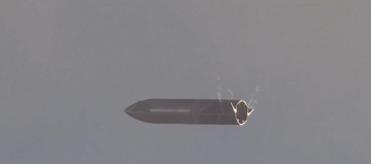  لحظة انفجار Starship SN8