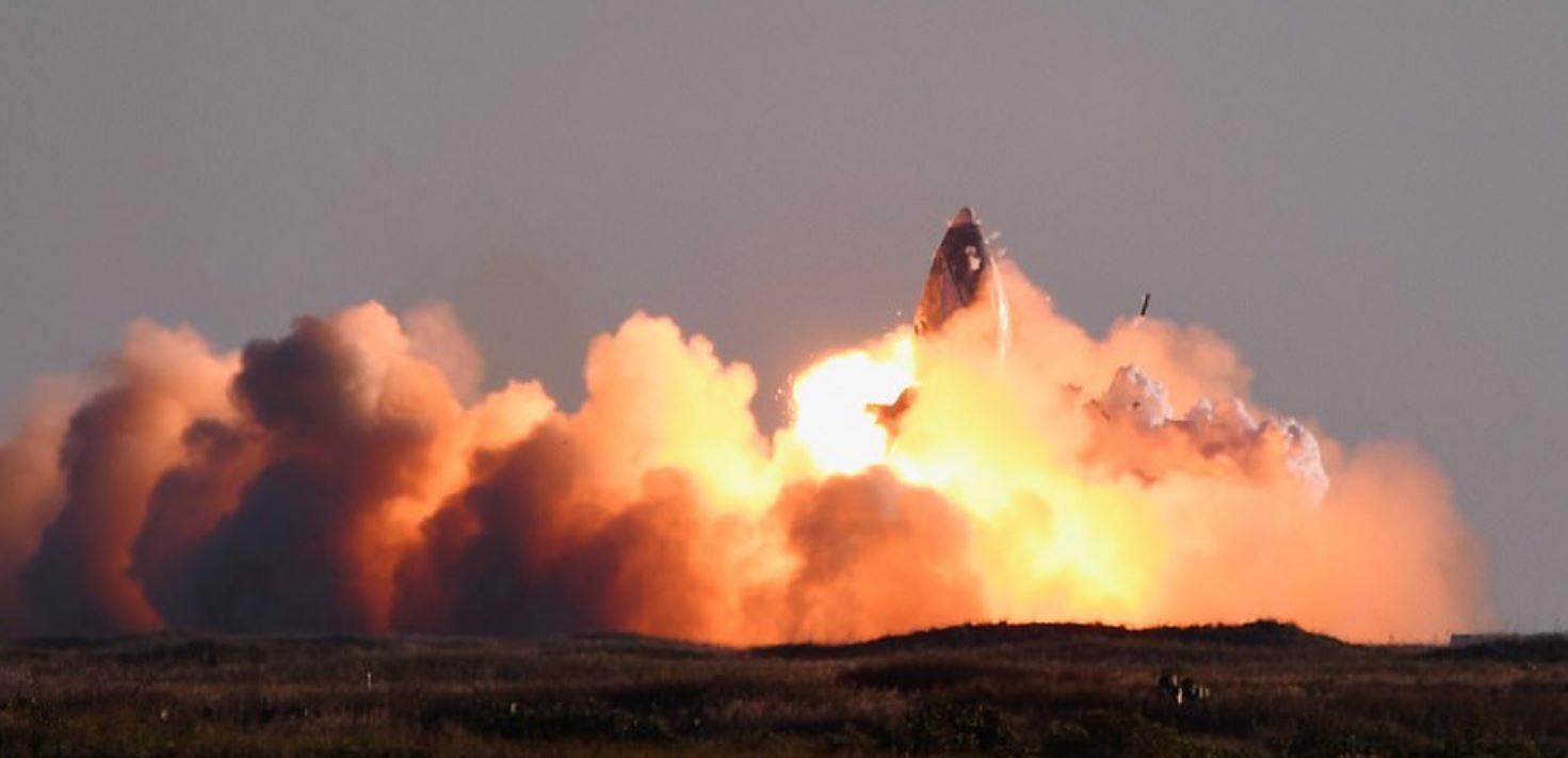  لحظة انفجار Starship SN8