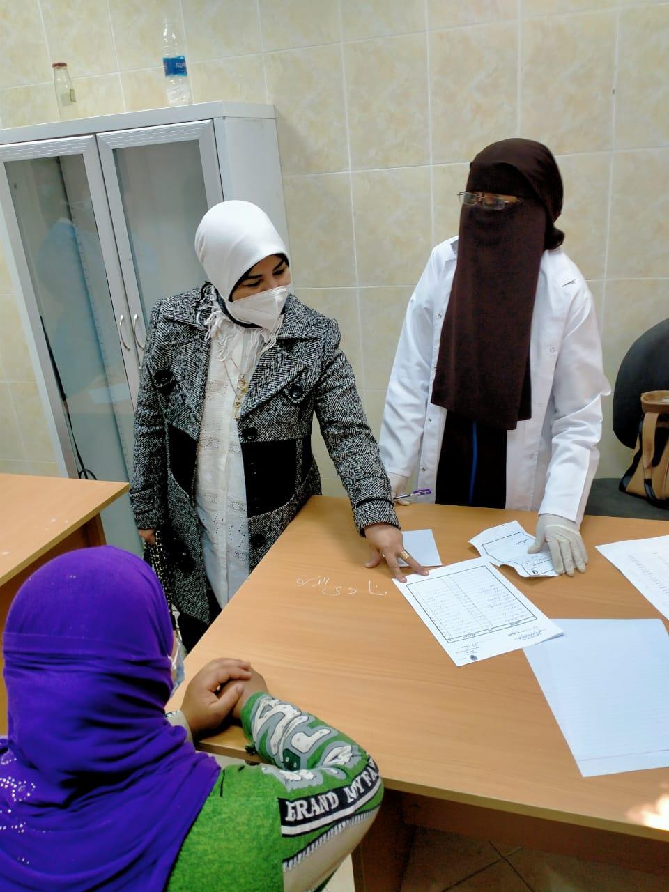 قافلة جامعة سوهاج الطبية