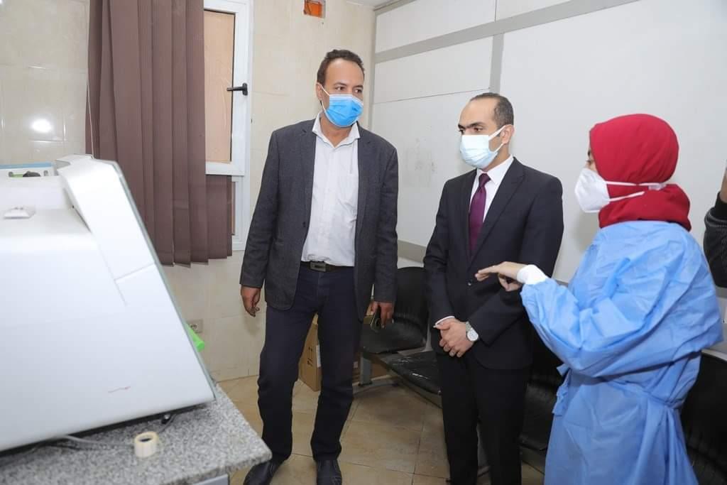 نائب محافظ سوهاج  يتفقد مستشفى أخميم